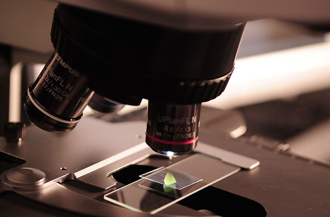 ר������