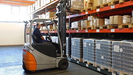 �������ʷֲ���������Ӫ�ܲ��仧��ɽ��ó��